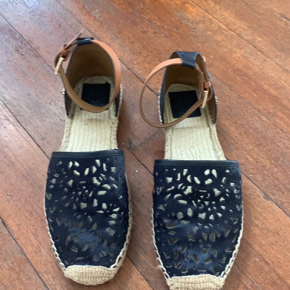 Tory Burch Sandals Size 10. SOLD